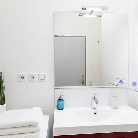 Unsejouranantes- Loft Cassard Apartment *