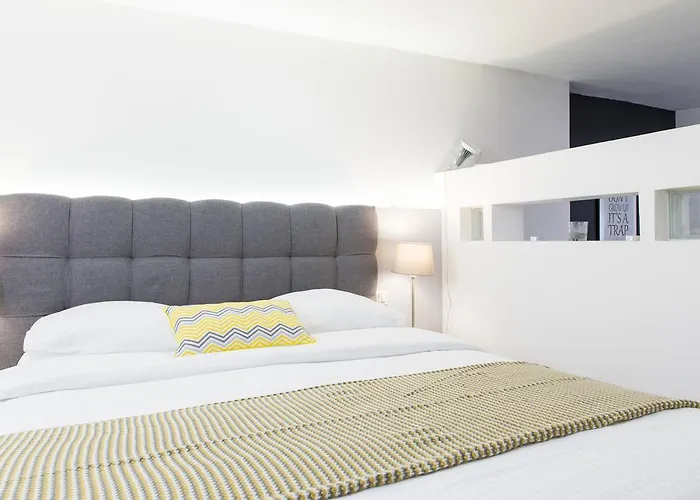 Unsejouranantes- Loft Cassard *